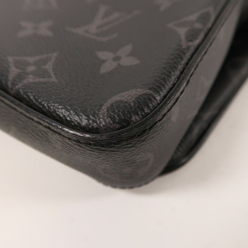 LOUIS VUITTON Monogram Eclipse Reverse Trio Messenger肩背袋-10