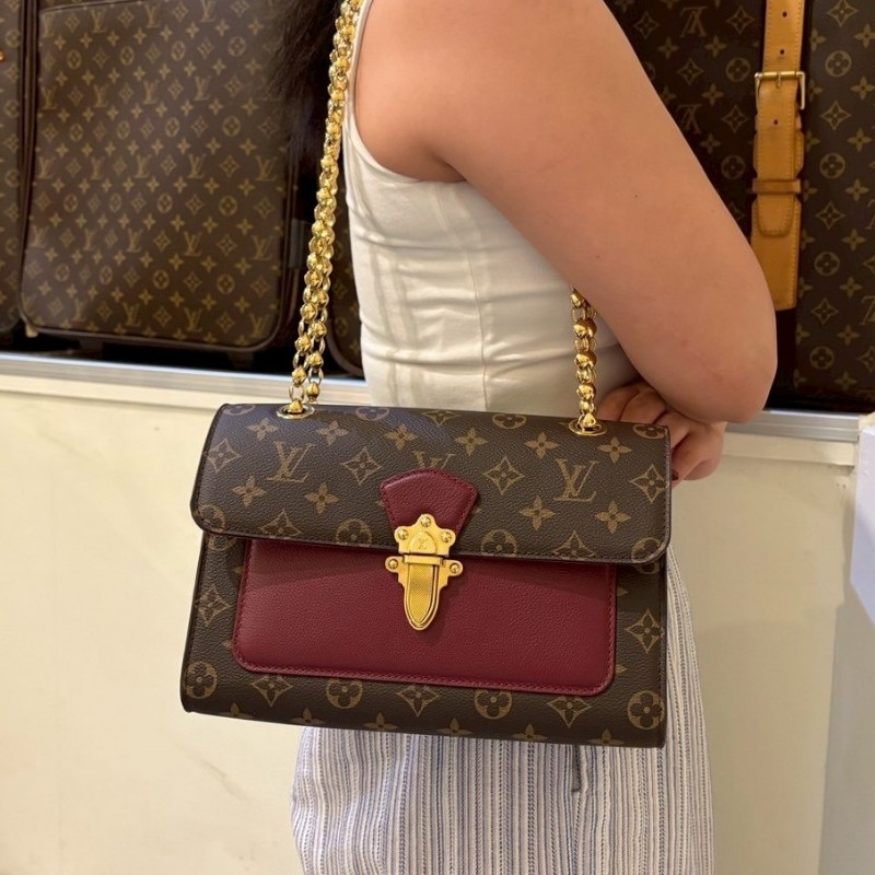 LV M41732 原花拼酒紅皮革金鍊口蓋包-3