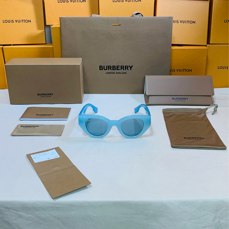 🎁全新盒裝新款 Burberry 巴寶莉超美藍 TB太陽眼鏡 墨鏡-5