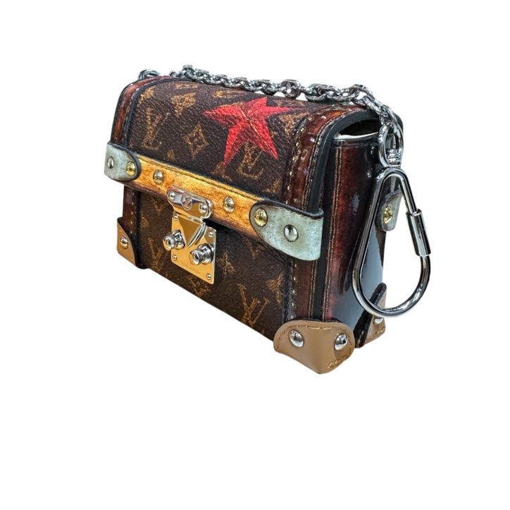 LV M63779 Monogram Essential-12