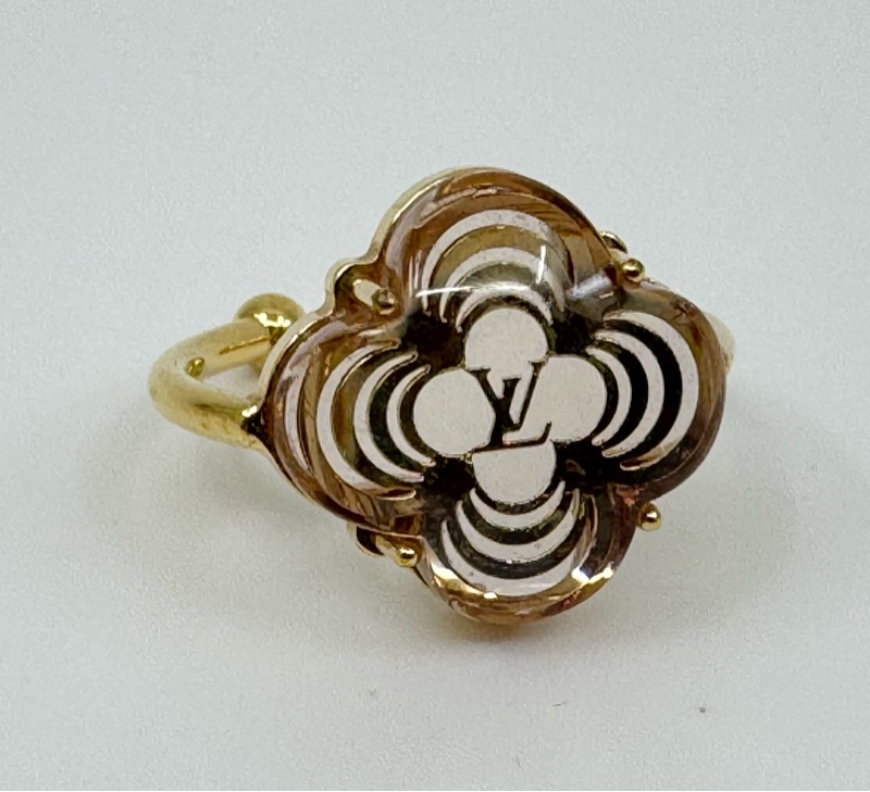 LV 手鈪 / 戒指（ 一套 ）-29