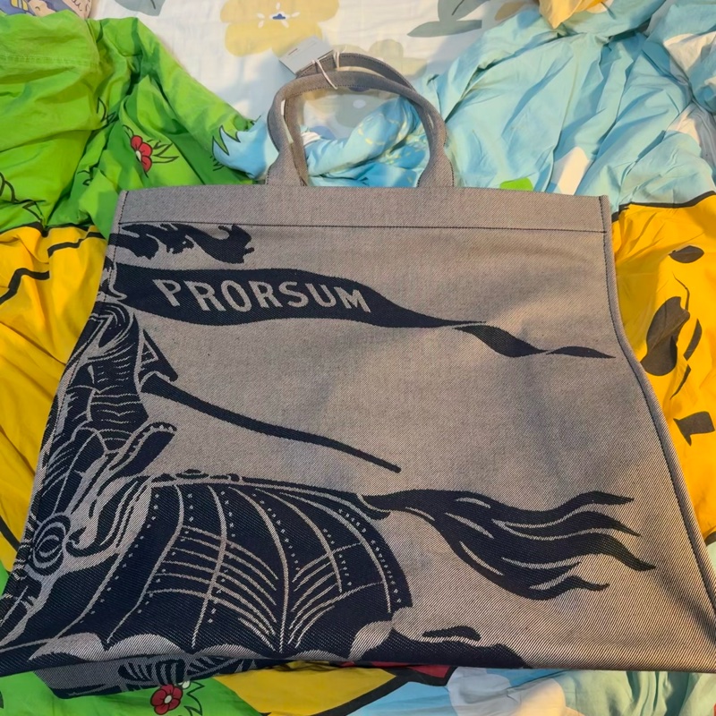 (全新)Burberry Horseferry House 帆布托特包 XL-7