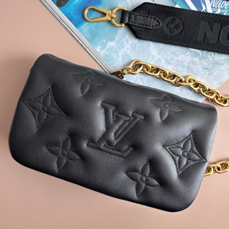::Louis Vuitton:: LV M81398- Bubblegram 縫線牛皮肩背/斜背兩用包-1