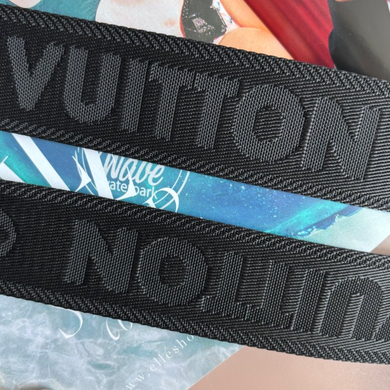 ::Louis Vuitton:: LV M81398- Bubblegram 縫線牛皮肩背/斜背兩用包-3