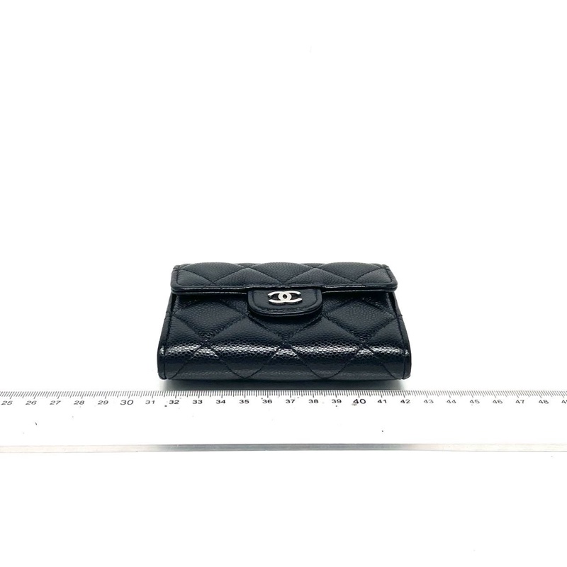 Chanel經典黑色牛皮Caviar銀鍊WOC-4