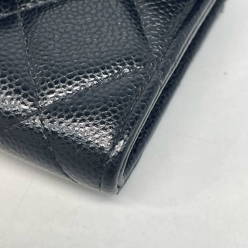 Chanel經典黑色牛皮Caviar銀鍊WOC-13