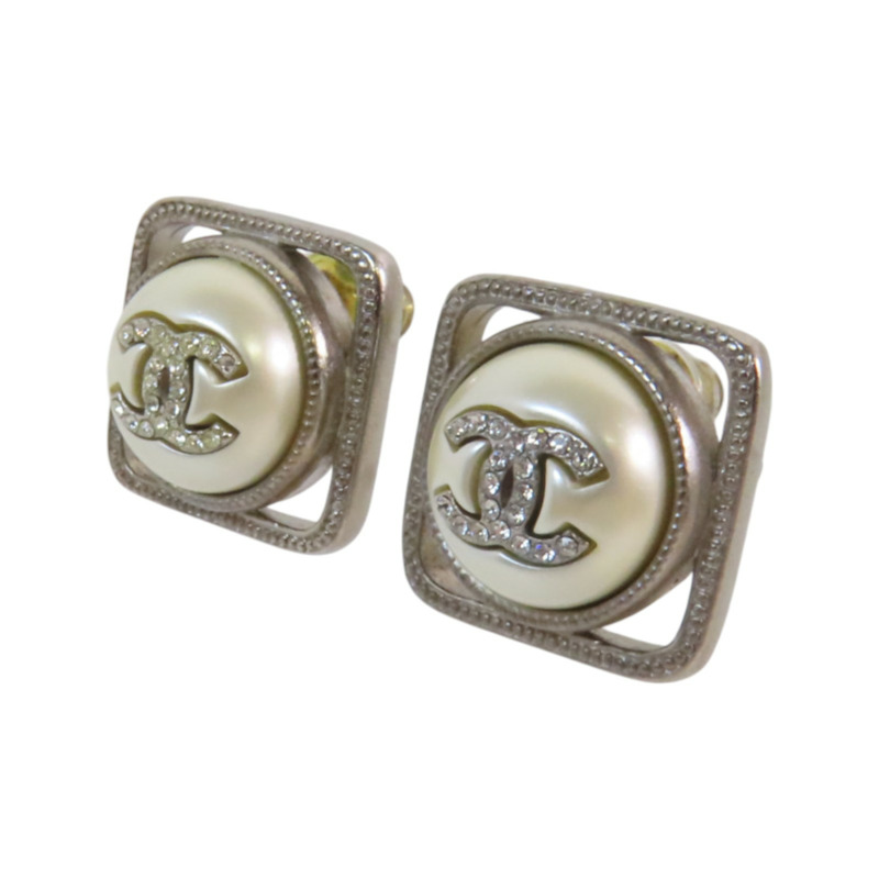 CHANEL 金屬/仿珍珠/水鑽Earrings金扣耳環-1