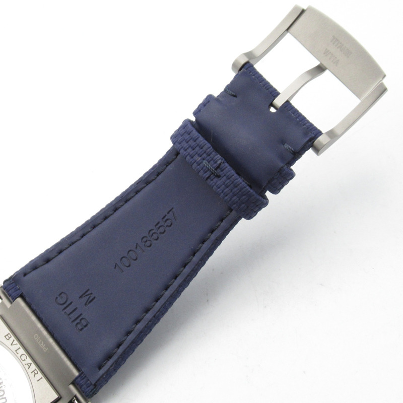 Bvlgari Octo Finissimo 計時碼錶 GMT 男士手錶，鈦金屬和皮革錶帶，藍色，103889-16