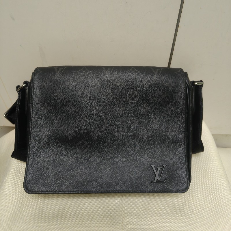 🔥10/3-10/31週年慶🔥【超狂優惠】【8成新】㊣✨Louis Vuitton✨路易威登 LV 黑色 老花 郵差包 肩背包 斜背包/二手精品/二手包/保證正品🌳二手樹屋🌳-1