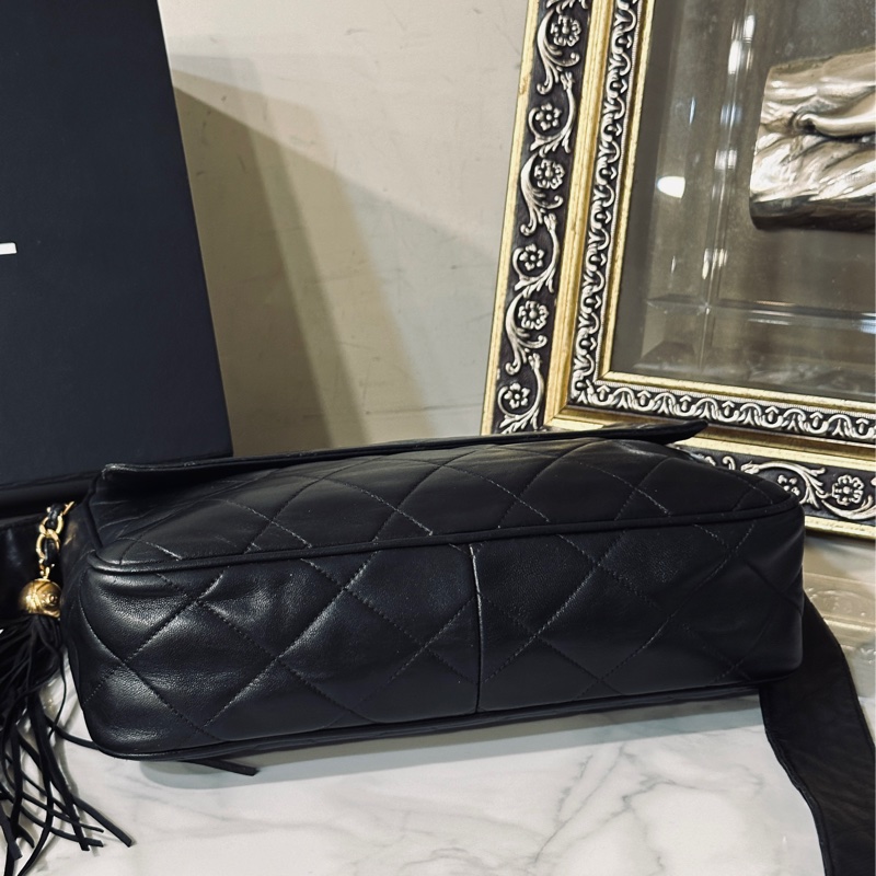 #好成色 #絕版收藏 #男女同款 香奈兒黑武士斜挎郵差包🔥-2