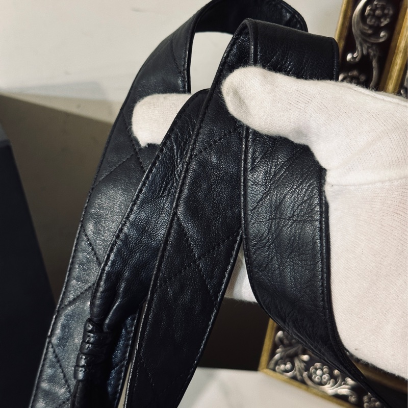 #好成色 #絕版收藏 #男女同款 香奈兒黑武士斜挎郵差包🔥-15