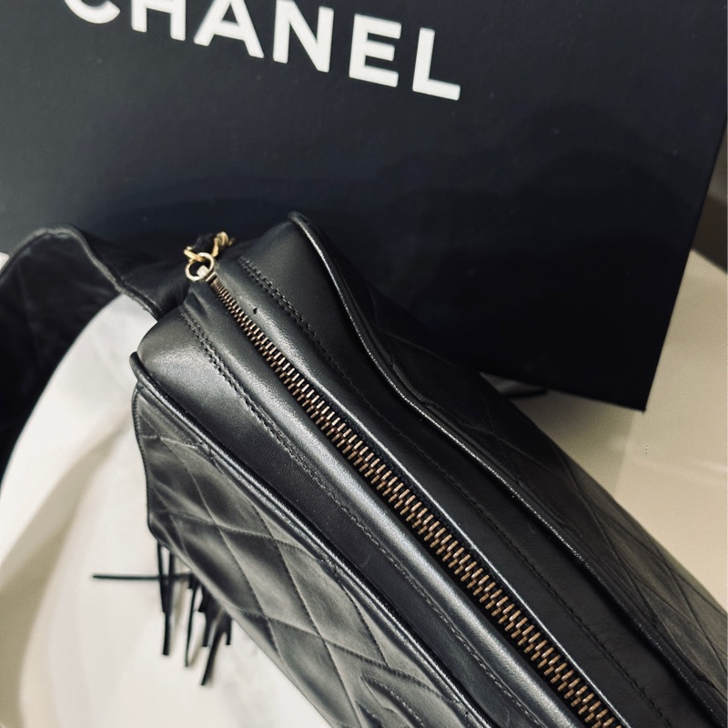 #好成色 #絕版收藏 #男女同款 香奈兒黑武士斜挎郵差包🔥-17