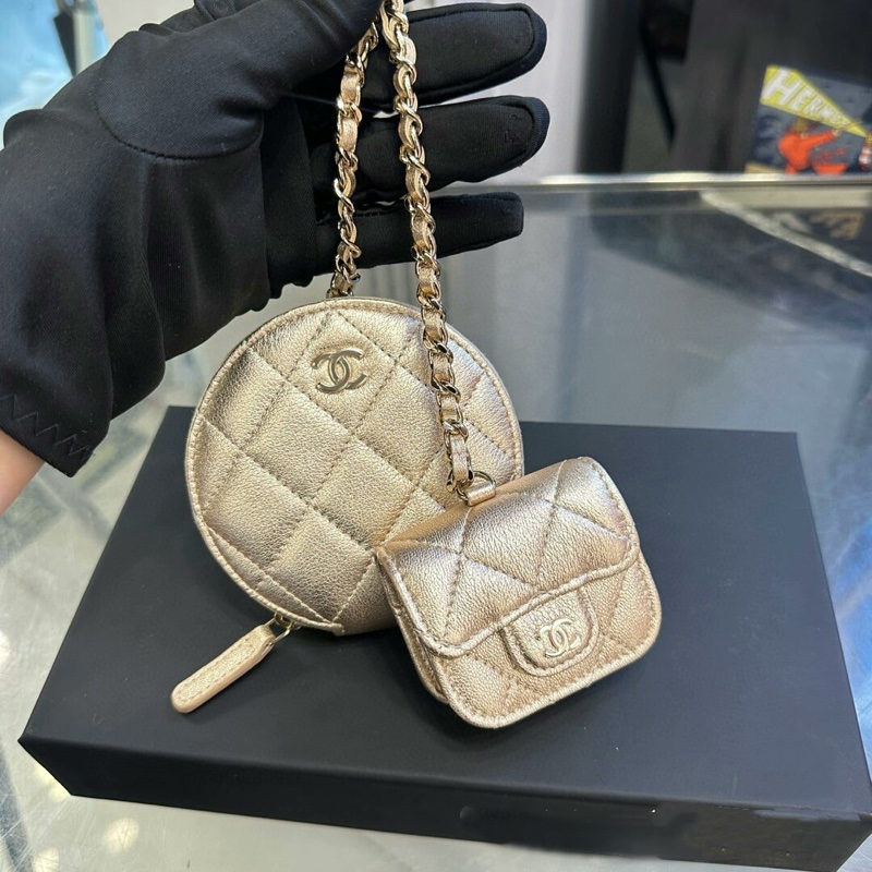 Chanel / 香奈兒 Chanel金色雙子星零錢包掛件 VIC/金色耳機包➕圓餅零錢包-0