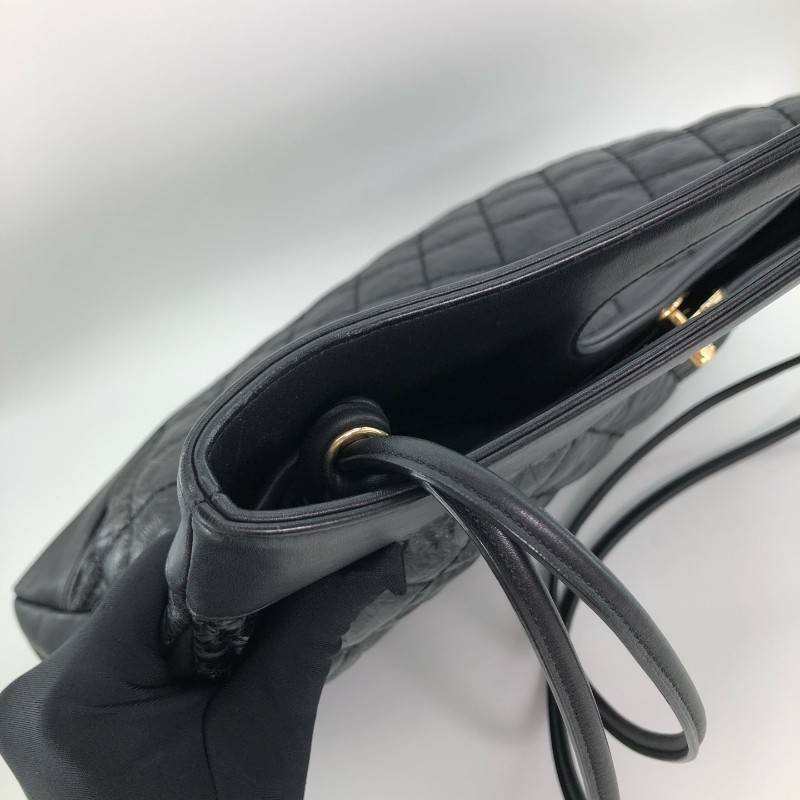 Chanel香奈兒 黑金 黑色金扣 油蠟牛皮31bag 中號 手提包 肩背包-5