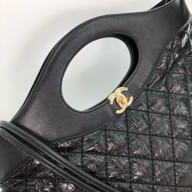 Chanel香奈兒 黑金 黑色金扣 油蠟牛皮31bag 中號 手提包 肩背包-10