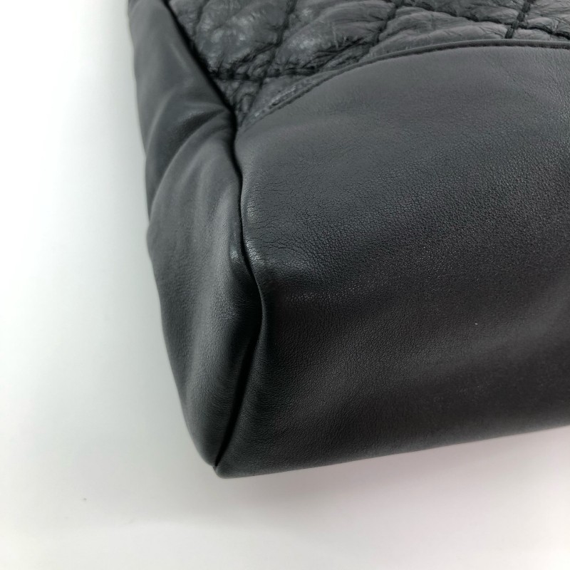 Chanel香奈兒 黑金 黑色金扣 油蠟牛皮31bag 中號 手提包 肩背包-13