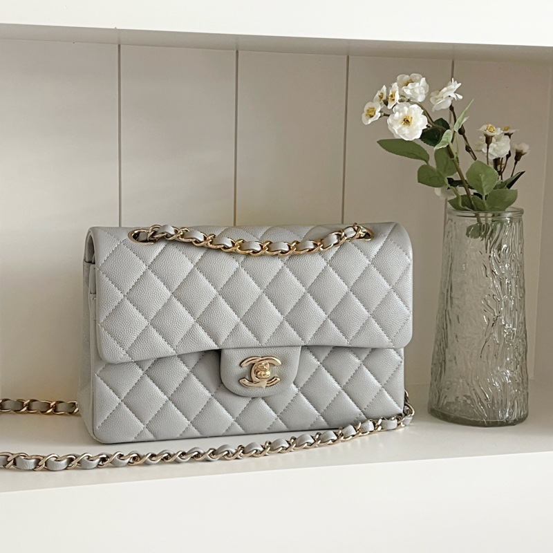 「全新膠膜在✨」Chanel CF23 晶片款 荔枝皮 淺灰 淡金釦-1