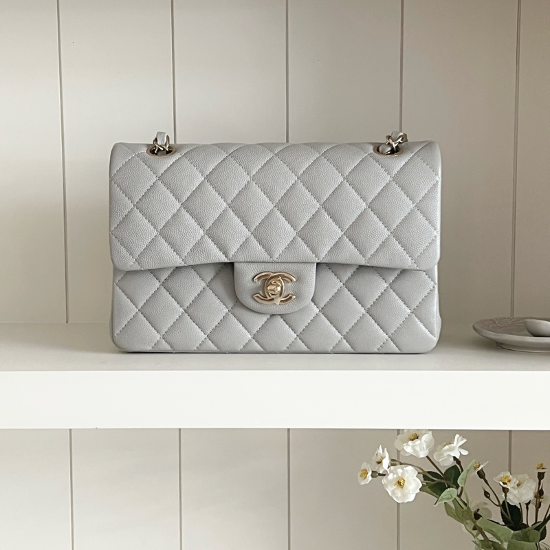 「全新膠膜在✨」Chanel CF23 晶片款 荔枝皮 淺灰 淡金釦-2