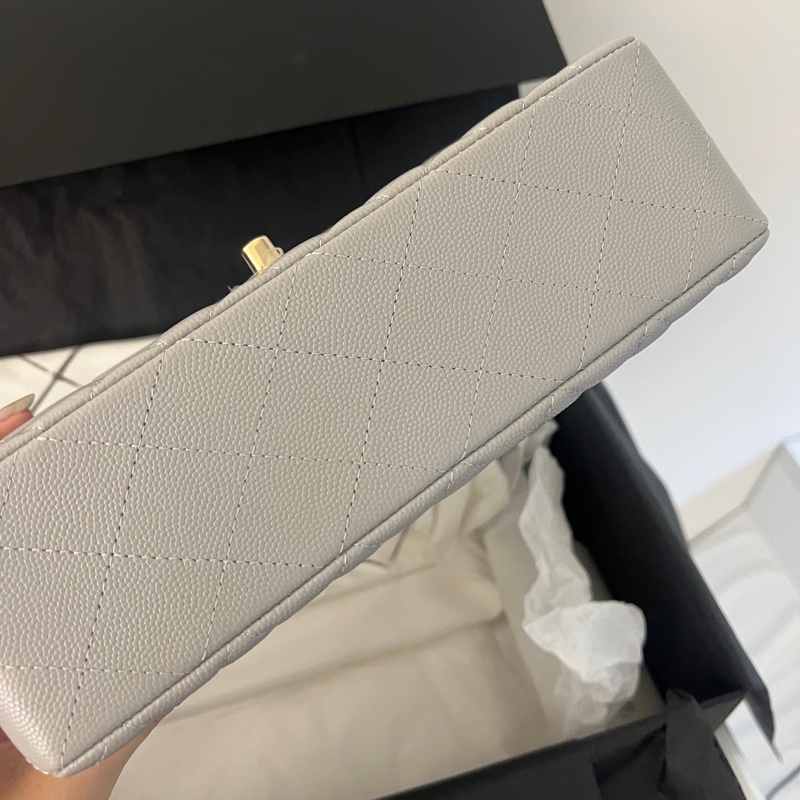 「全新膠膜在✨」Chanel CF23 晶片款 荔枝皮 淺灰 淡金釦-5