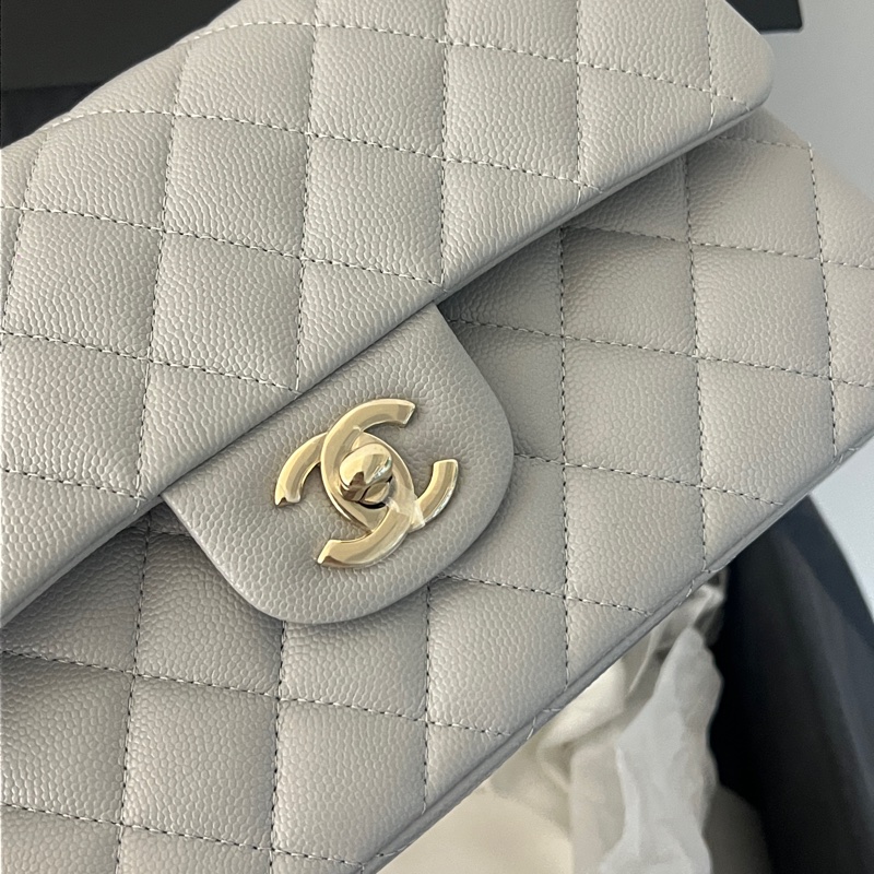 「全新膠膜在✨」Chanel CF23 晶片款 荔枝皮 淺灰 淡金釦-6