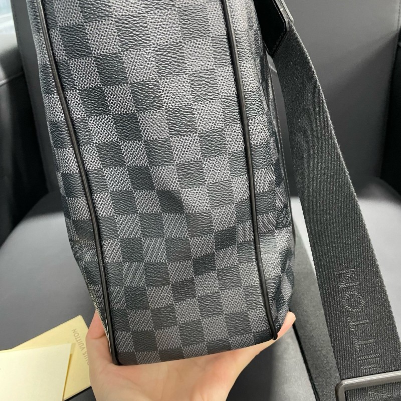 路易威登/LV 黑色棋盤格手提包肩背包  37*36*12cm N51192-4