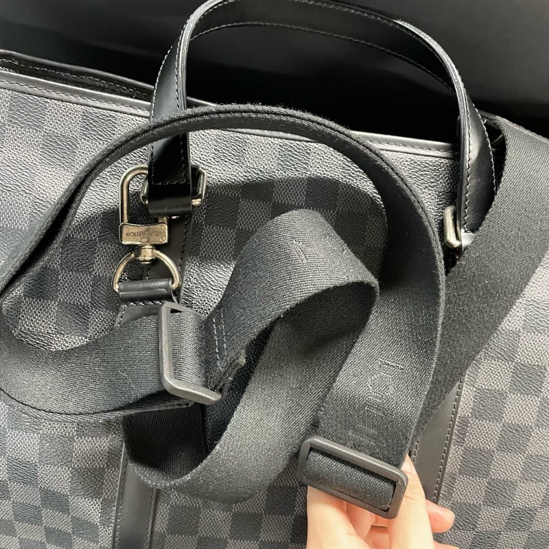 路易威登/LV 黑色棋盤格手提包肩背包  37*36*12cm N51192-12