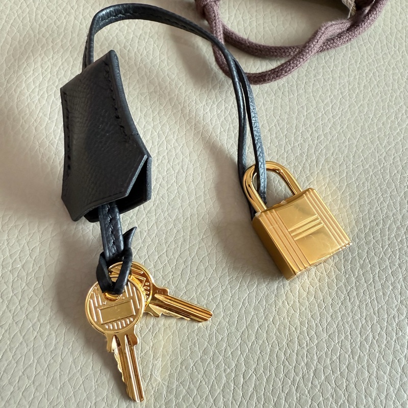 「M.Y精品」 Hermes 保齡球包25 1923 bolide 25 黑金 EP皮 W刻-33