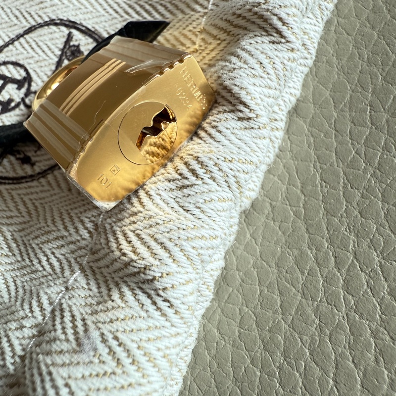 「M.Y精品」 Hermes 保齡球包25 1923 bolide 25 黑金 EP皮 W刻-35