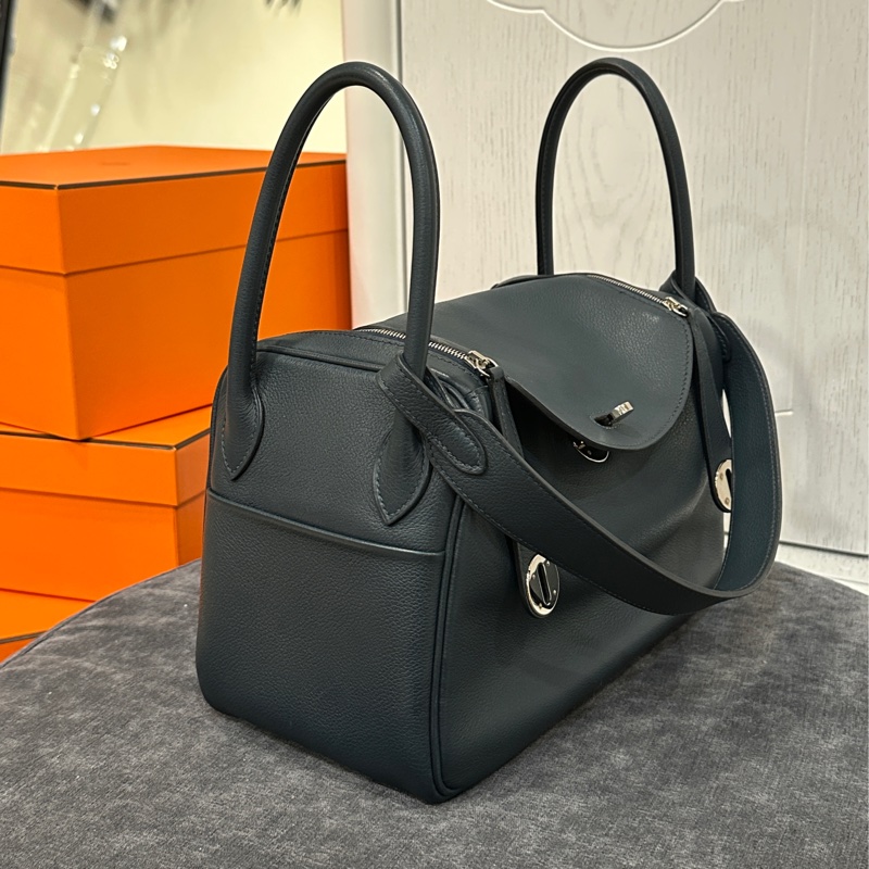 #好成色 #配件齊全 #Evercolor皮 愛馬仕Lindy26深藍🈶訂製內膽 全網最甜Lindy黃金尺寸-6