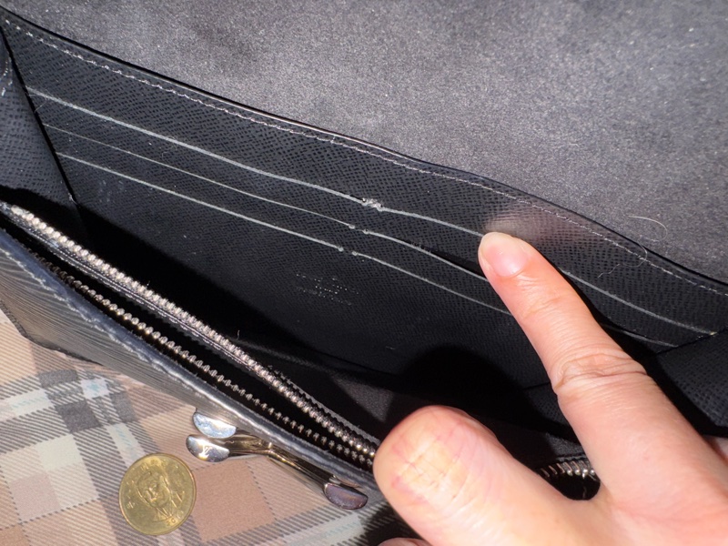自售Louis Vuitton LV TWIST WOC 黑EPI WOC 水波紋-19