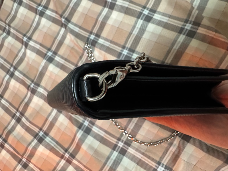 自售Louis Vuitton LV TWIST WOC 黑EPI WOC 水波紋-22