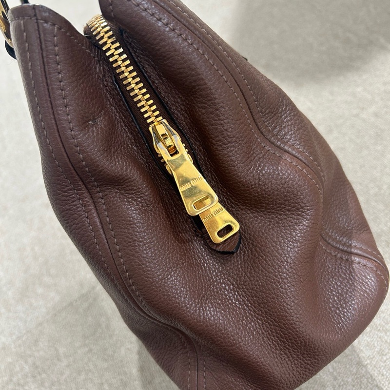 Miumiu 托特 斜挎 復古深棕色 尺寸約23*33-6