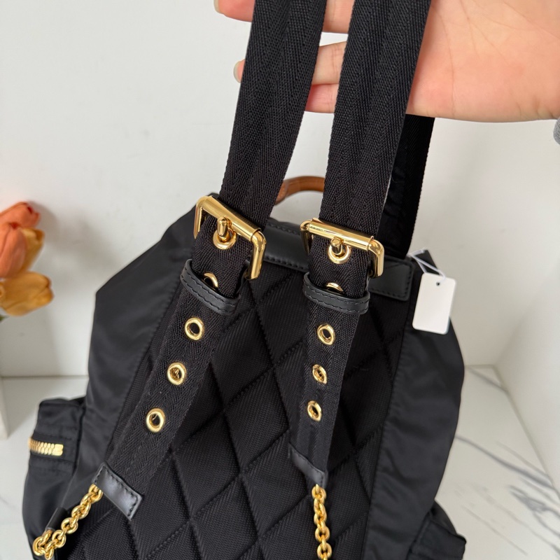 Burberry 降落傘雙肩中號 尺寸約22×33。-6