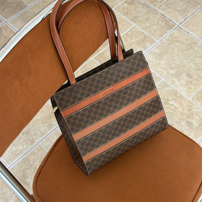 Celine 中古 棕花托特 尺寸約25*23。-0