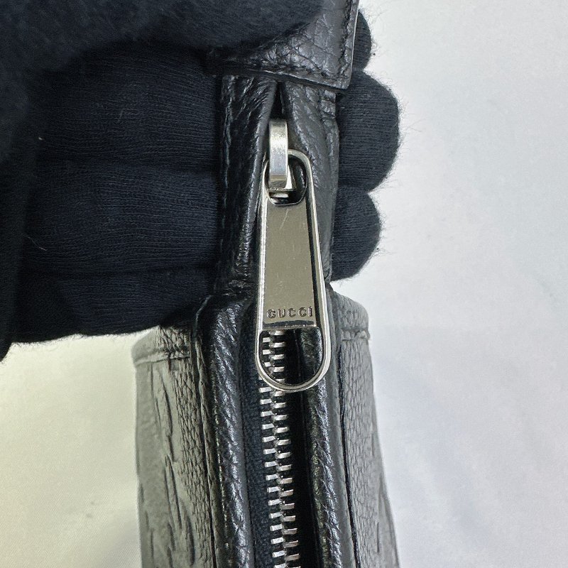 GUCCI JUMBO雙G壓印拉鍊手拿包-5