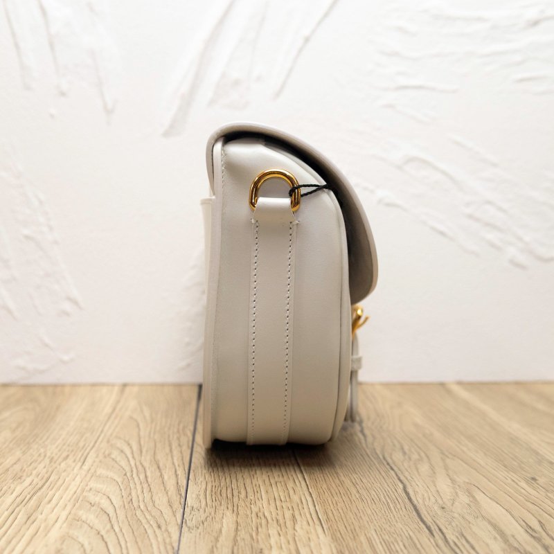 Dior Bobby 中22 白色皮革C-3