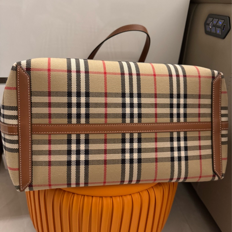 BURBERRY Large London Tote Bag 返工袋 / 媽媽袋-8