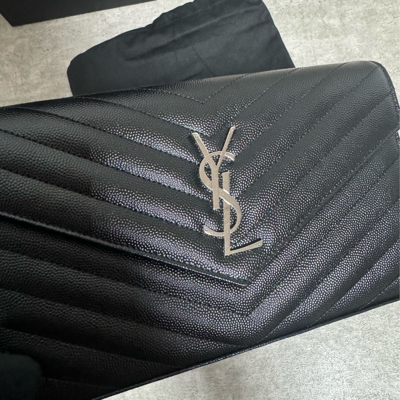 正品 Ysl經典黑銀荔枝皮woc 22cm-14