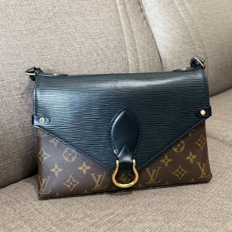 LOUIS VUITTON Monogram/Epi Saint Michel金扣肩背袋M44030-5