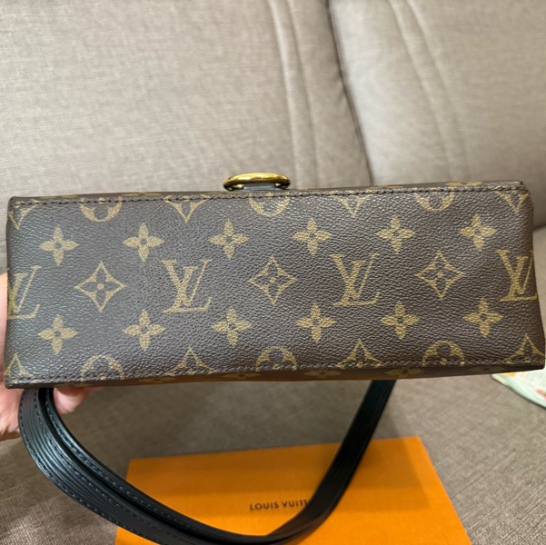 LOUIS VUITTON Monogram/Epi Saint Michel金扣肩背袋M44030-7