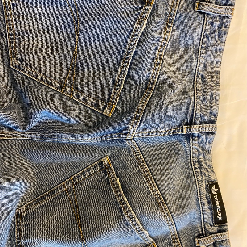 Balenciaga x Adidas jeans-2