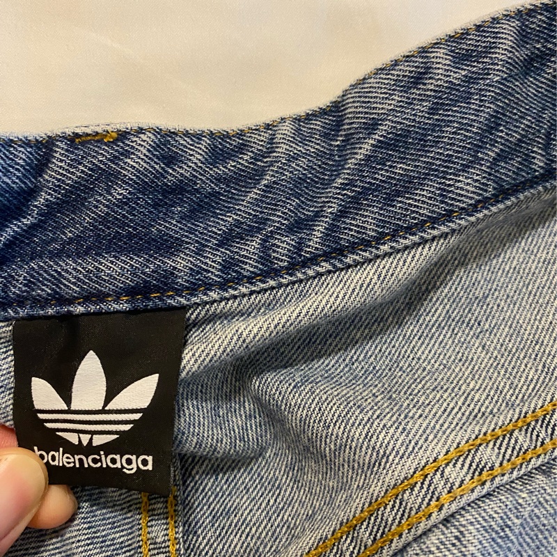 Balenciaga x Adidas jeans-4