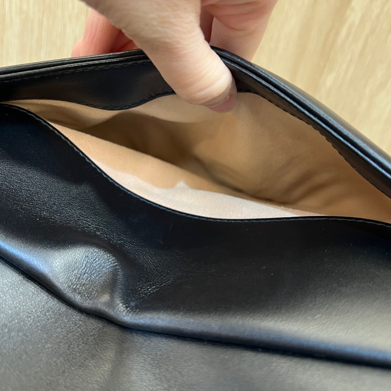 Gucci 黑牛皮Marmont 霧金釦手提斜背包-12