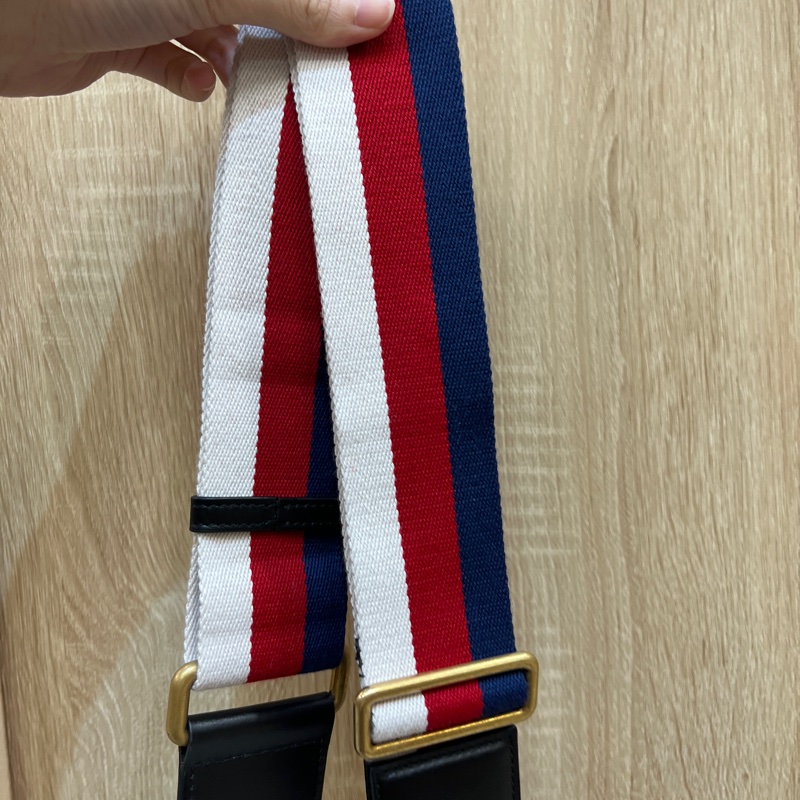Gucci 黑牛皮Marmont 霧金釦手提斜背包-13