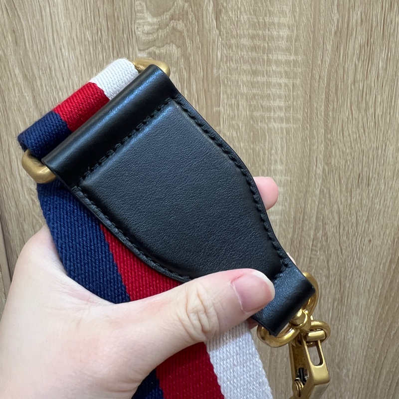 Gucci 黑牛皮Marmont 霧金釦手提斜背包-15