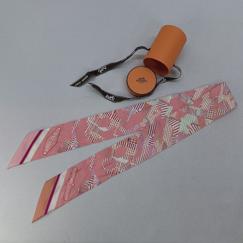 HERMES 全新Twilly卡瓦爾早晨絲巾-0