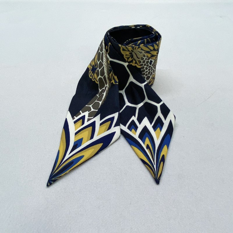 HERMES 全新Twilly美惠三女神絲巾-2