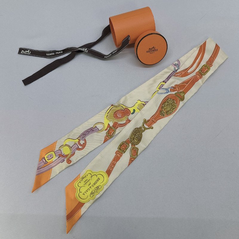 HERMES 全新Twilly馬術意象絲巾-0