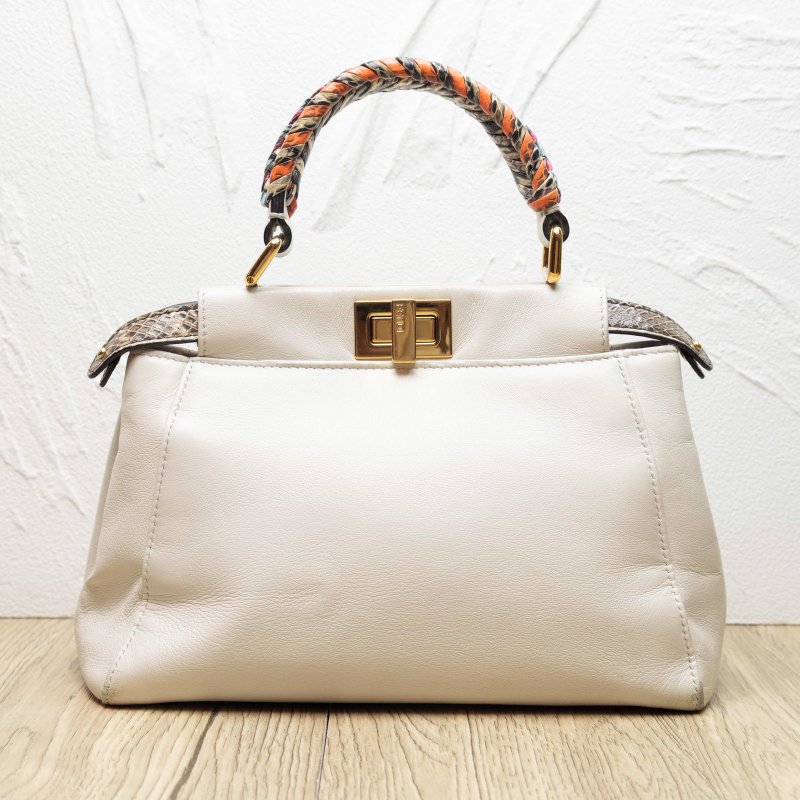 FENDI 躲貓貓 米白-0