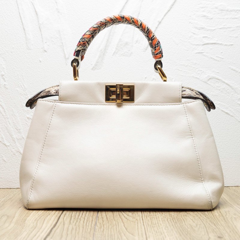 FENDI 躲貓貓 米白-1